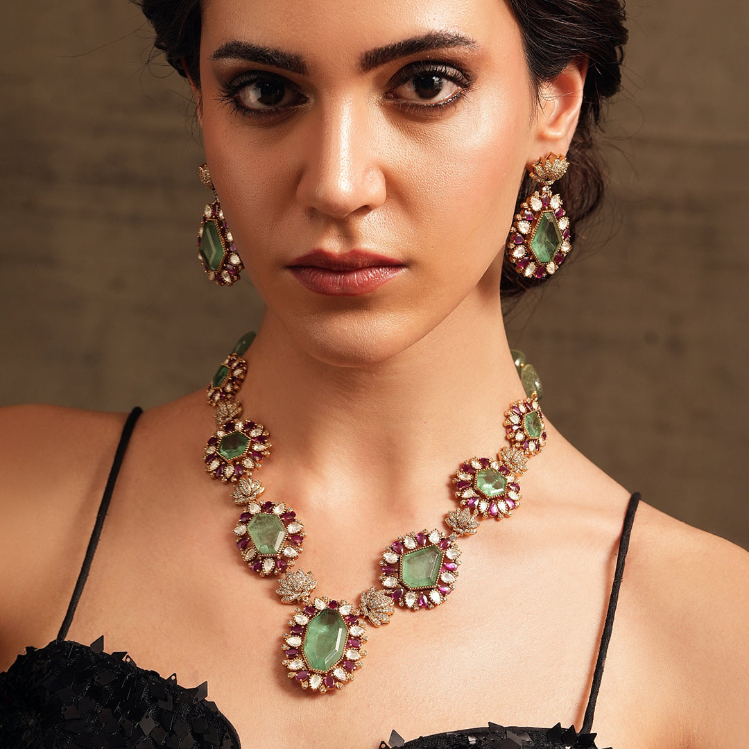 Victorian Radiance Stone Necklace Set