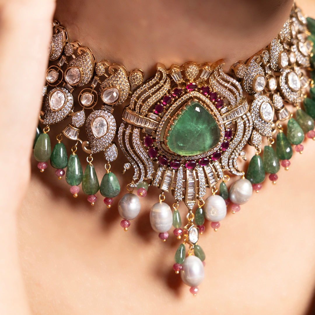 Chinmaya Necklace Set
