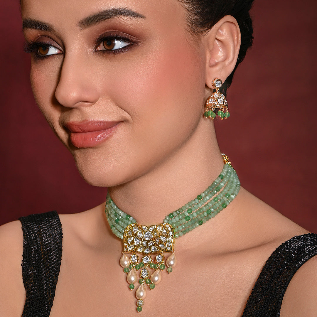 Chic Choker With Earrings